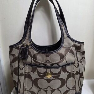 Coach Signature Canvas Tote Bag in Brown From JAPAN